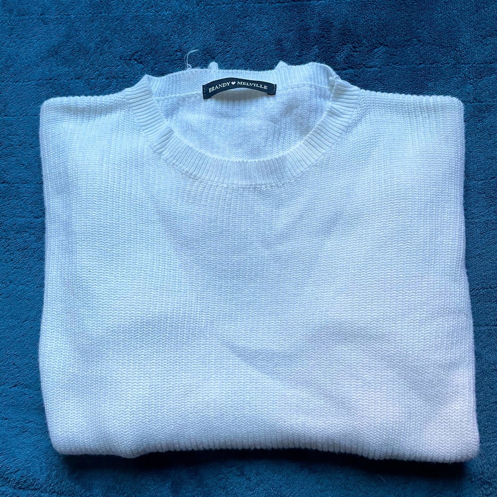 Brandy Melville sweater